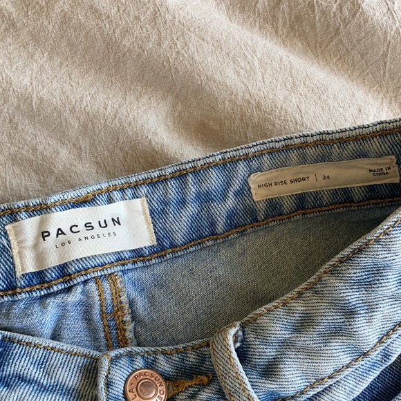 Pacsun denim high-rise shorts - Picture 3 of 4